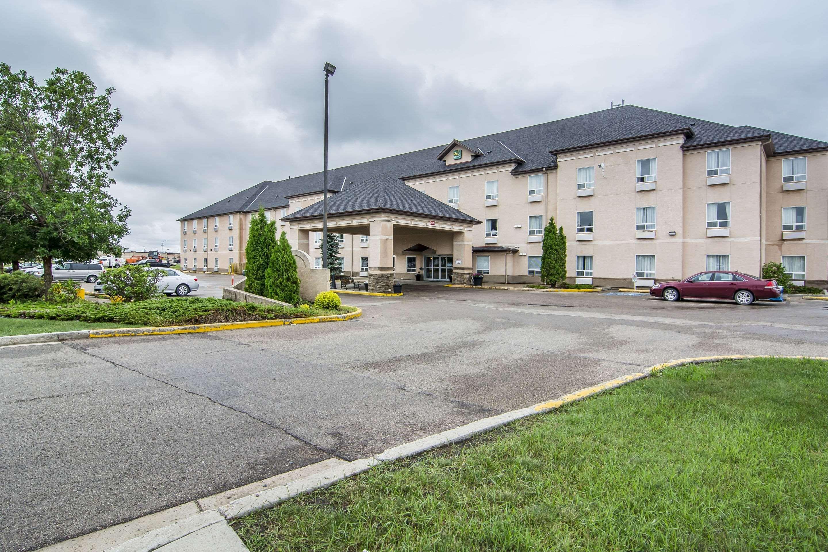Quality Inn & Suites Yorkton Exterior foto